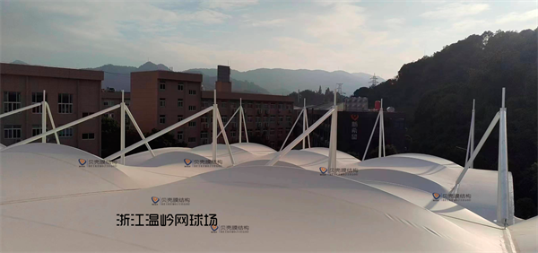 浙江溫嶺網(wǎng)球場(chǎng)